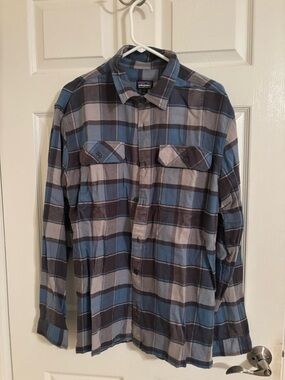 Patagonia Blue and Gray Plaid Button-Down Shirt
